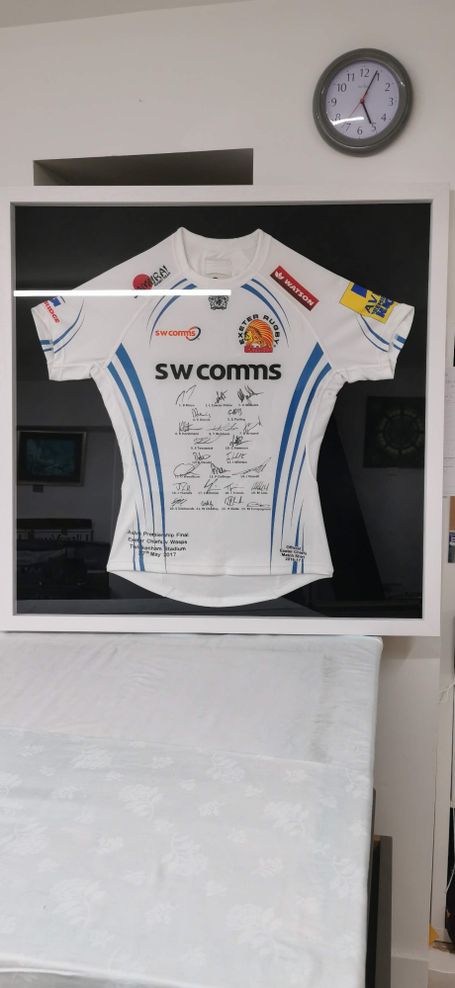 rugby shirt-framing